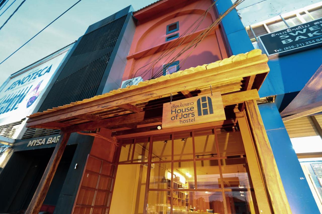 House Of Jars Vandrarhem Vientiane Exteriör bild